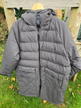 Sample All Weather Puffer Changing Robe - Fossil Black