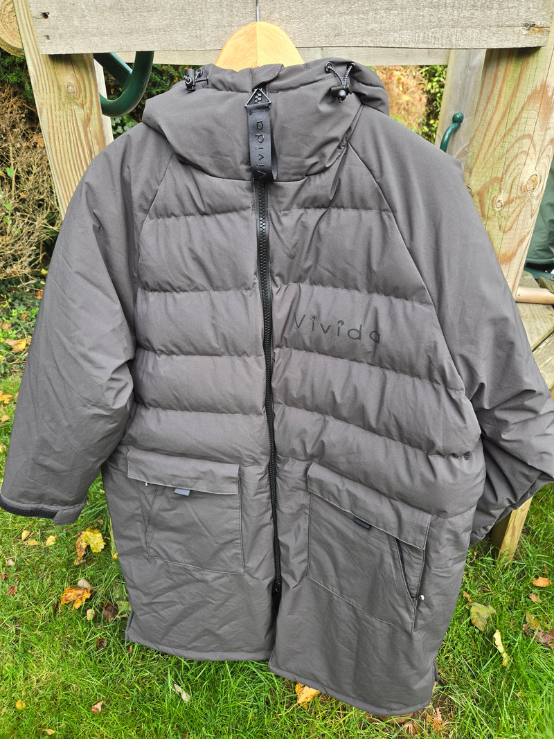 Sample All Weather Puffer Changing Robe - Fossil Black